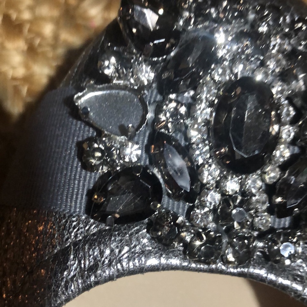 Shoes - Picture 5 of 5